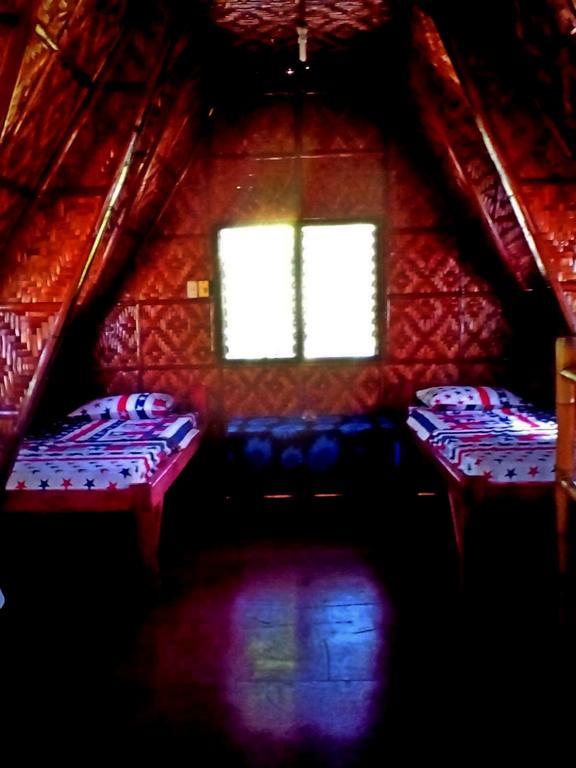 Lennon's Place Backpacker Hostel Panglao Zimmer foto