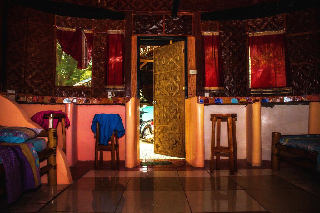 Lennon's Place Backpacker Hostel Panglao Exterior foto